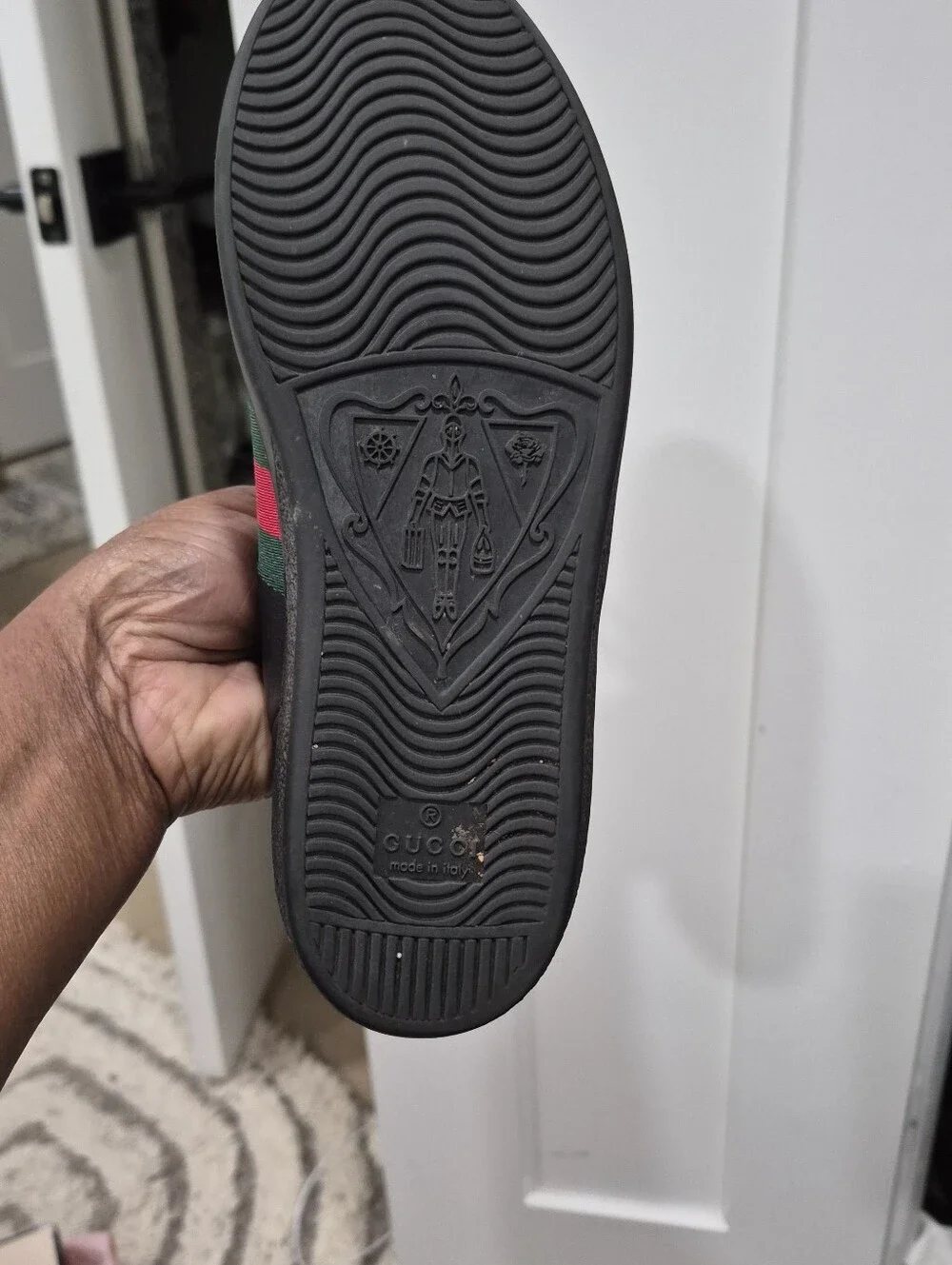 Gucci classic black